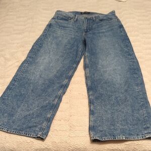 GAP Relaxed High Rise Wide-Leg Jeans in Medium Blue Wash